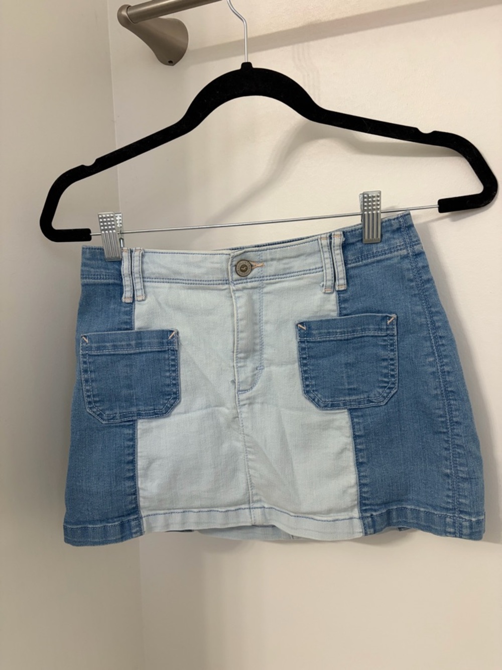 Hollister Two-Tone‎ Light & Medium Blue Denim Mini Skirt